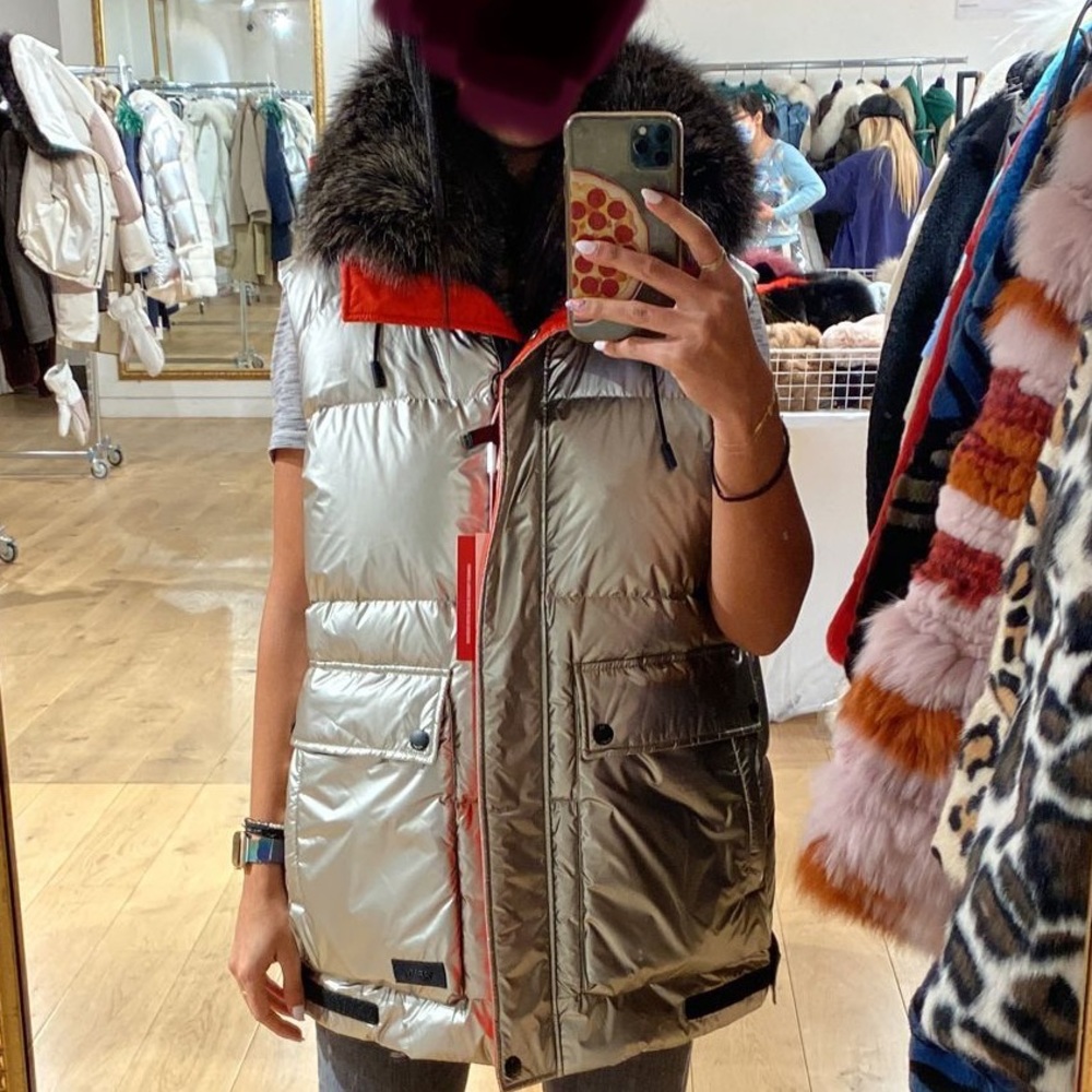 Yves saloman reversible vest/ gillet with fox fur hood